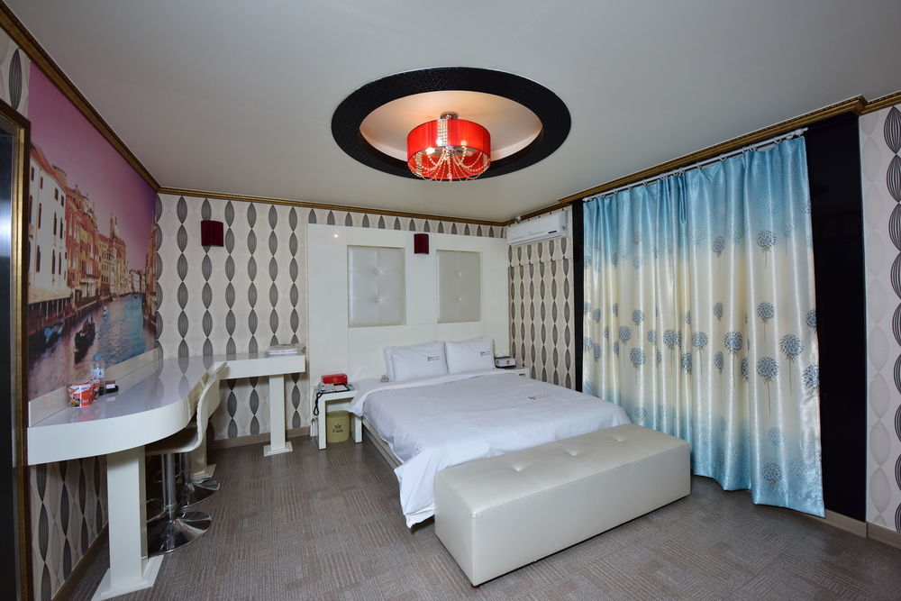 Gwangju Queen Hotel Gwangju Metropolitan City Exterior foto