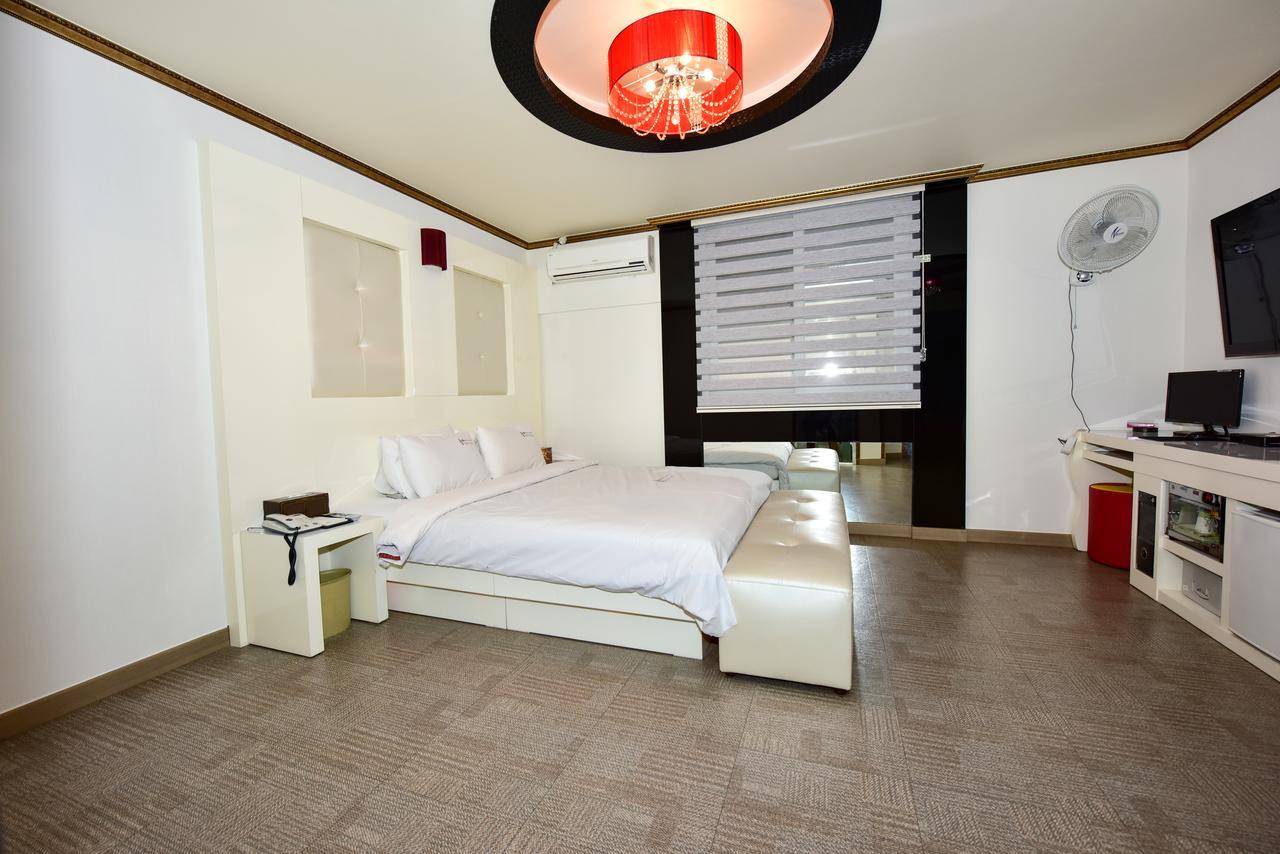 Gwangju Queen Hotel Gwangju Metropolitan City Exterior foto